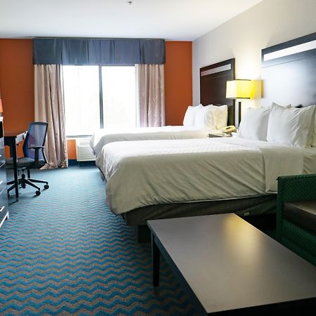 Holiday Inn Express & Suites Roanoke Rapids By Ihg Eksteriør billede