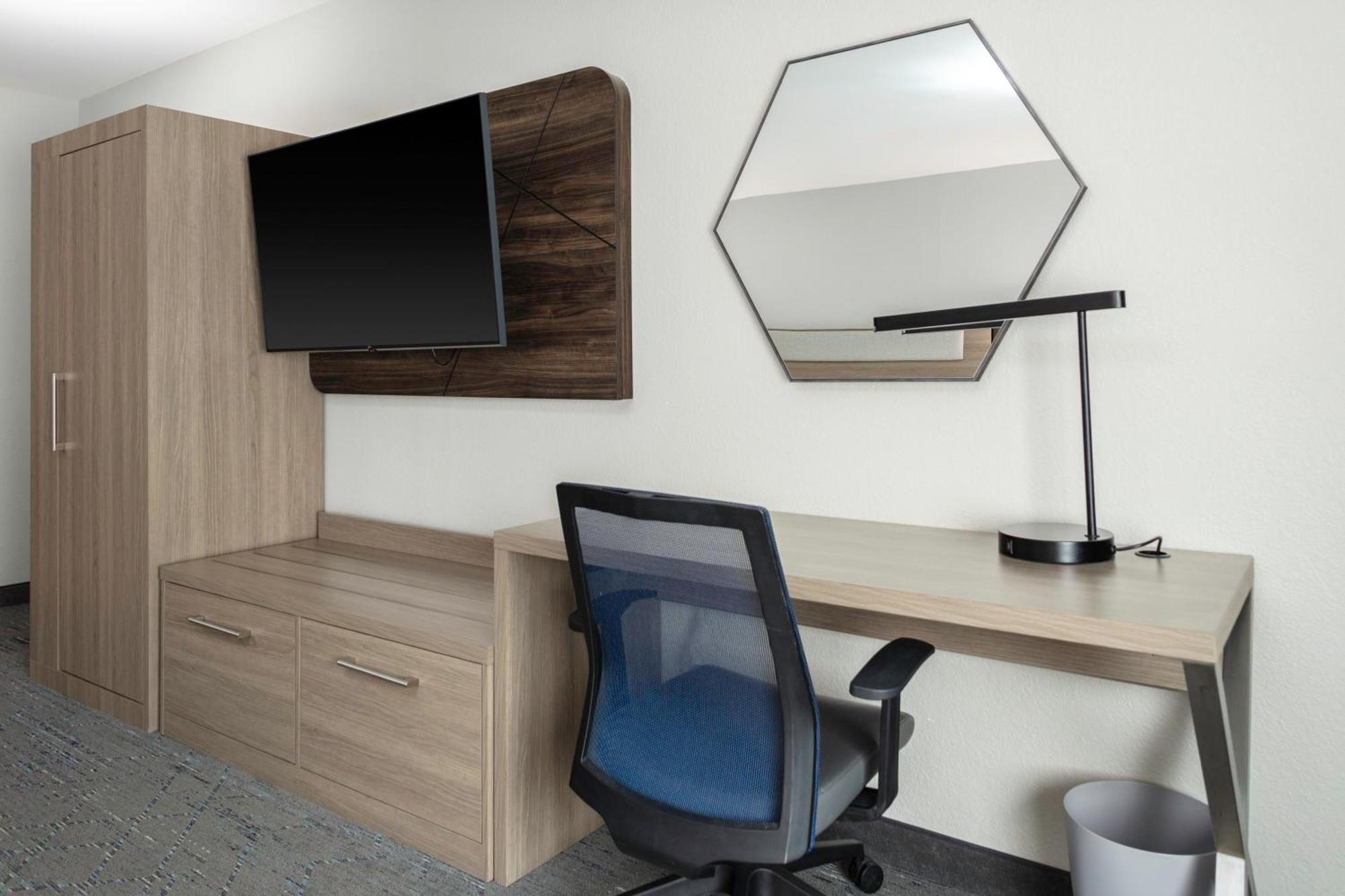 Holiday Inn Express & Suites Roanoke Rapids By Ihg Eksteriør billede