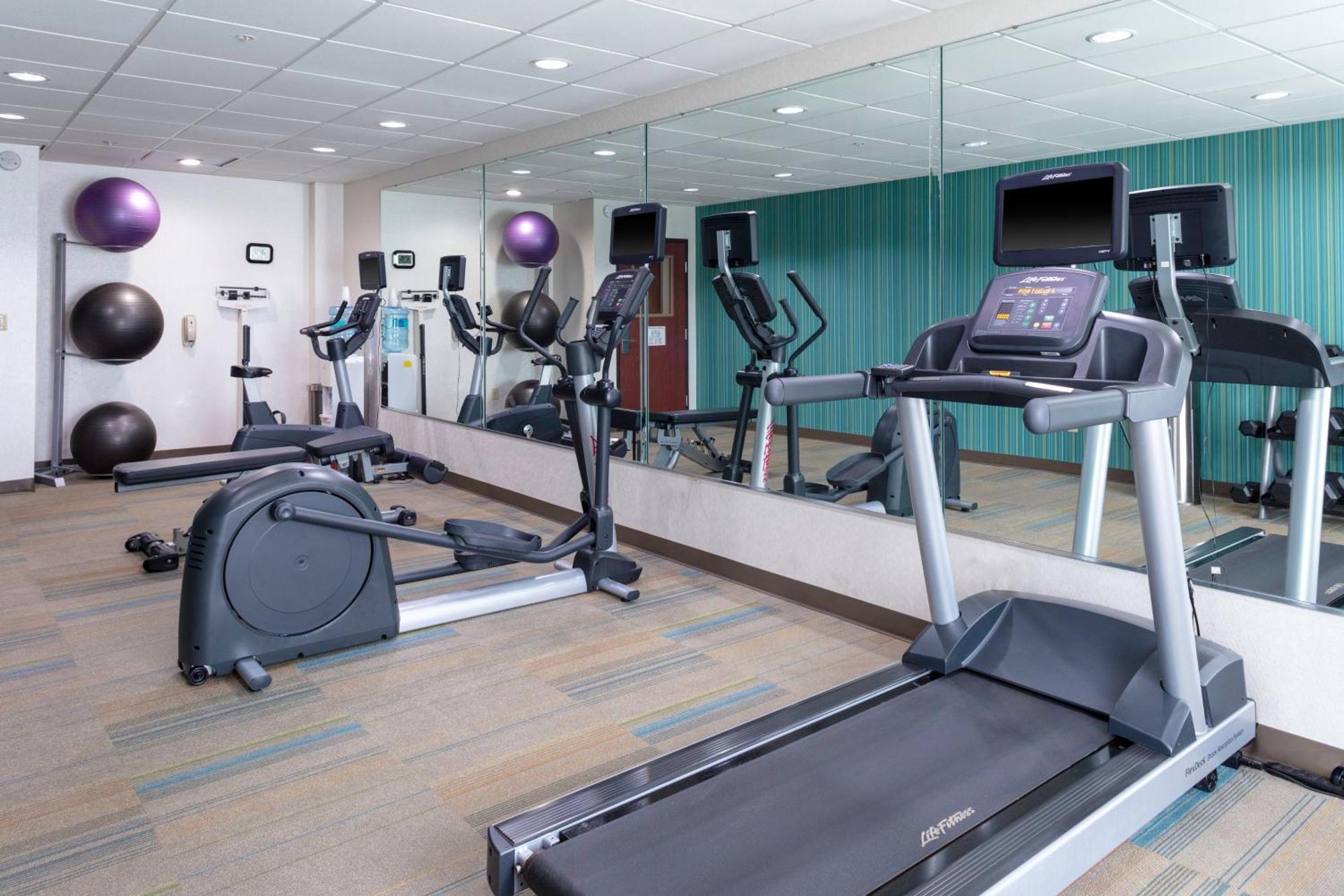 Holiday Inn Express & Suites Roanoke Rapids By Ihg Eksteriør billede