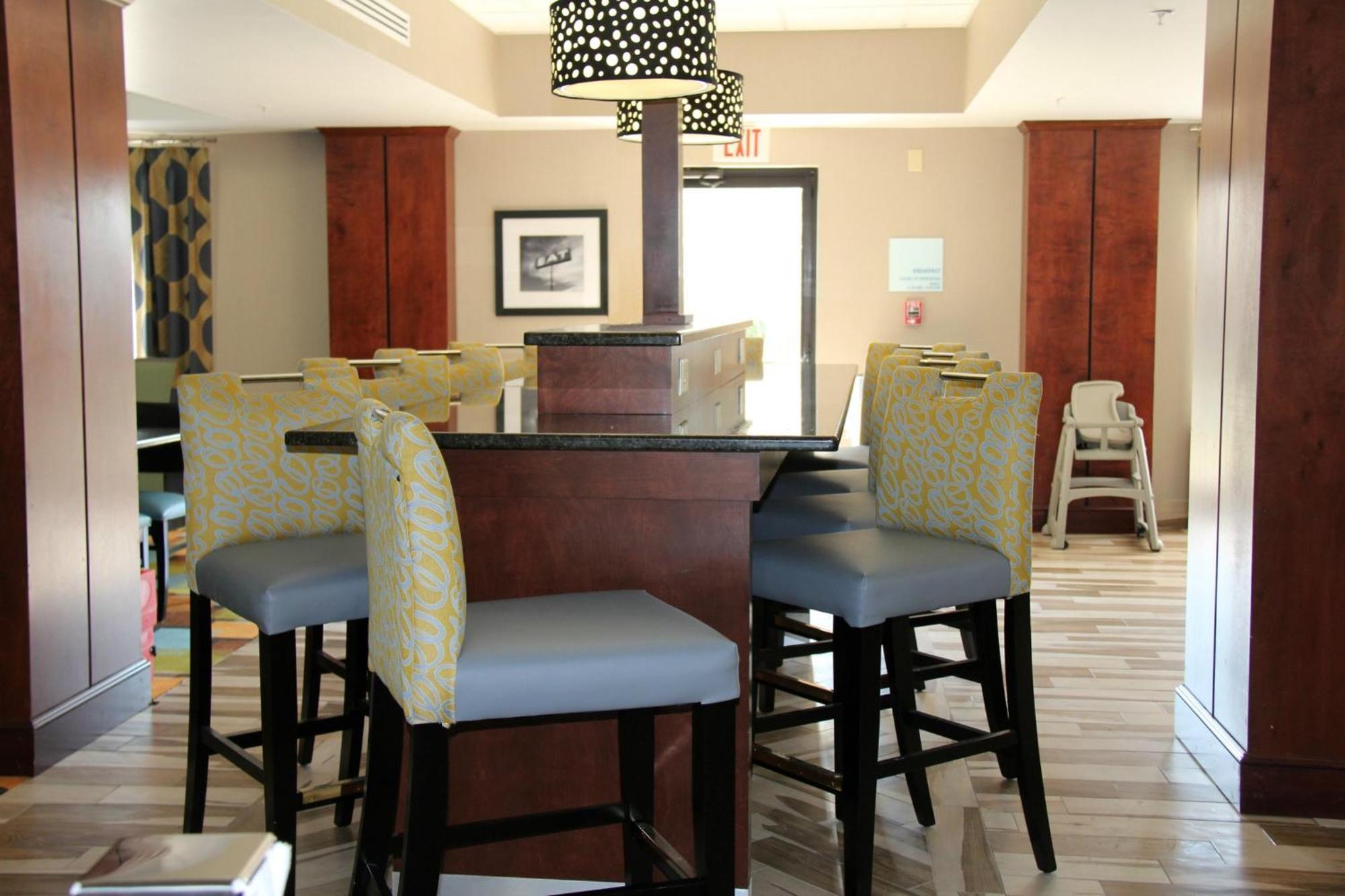 Holiday Inn Express & Suites Roanoke Rapids By Ihg Eksteriør billede