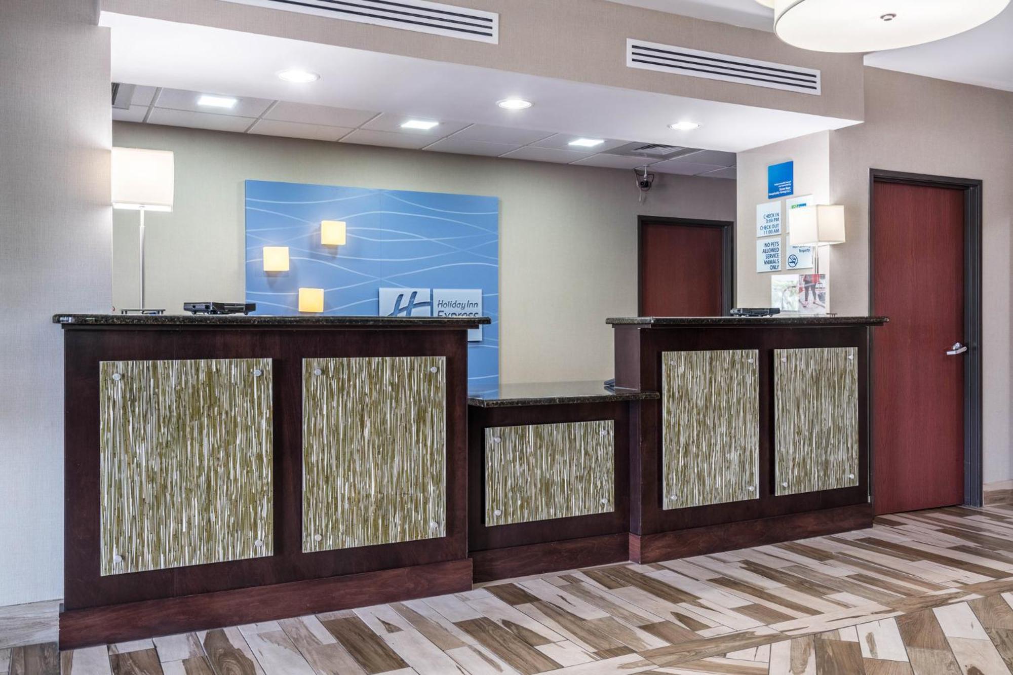 Holiday Inn Express & Suites Roanoke Rapids By Ihg Eksteriør billede