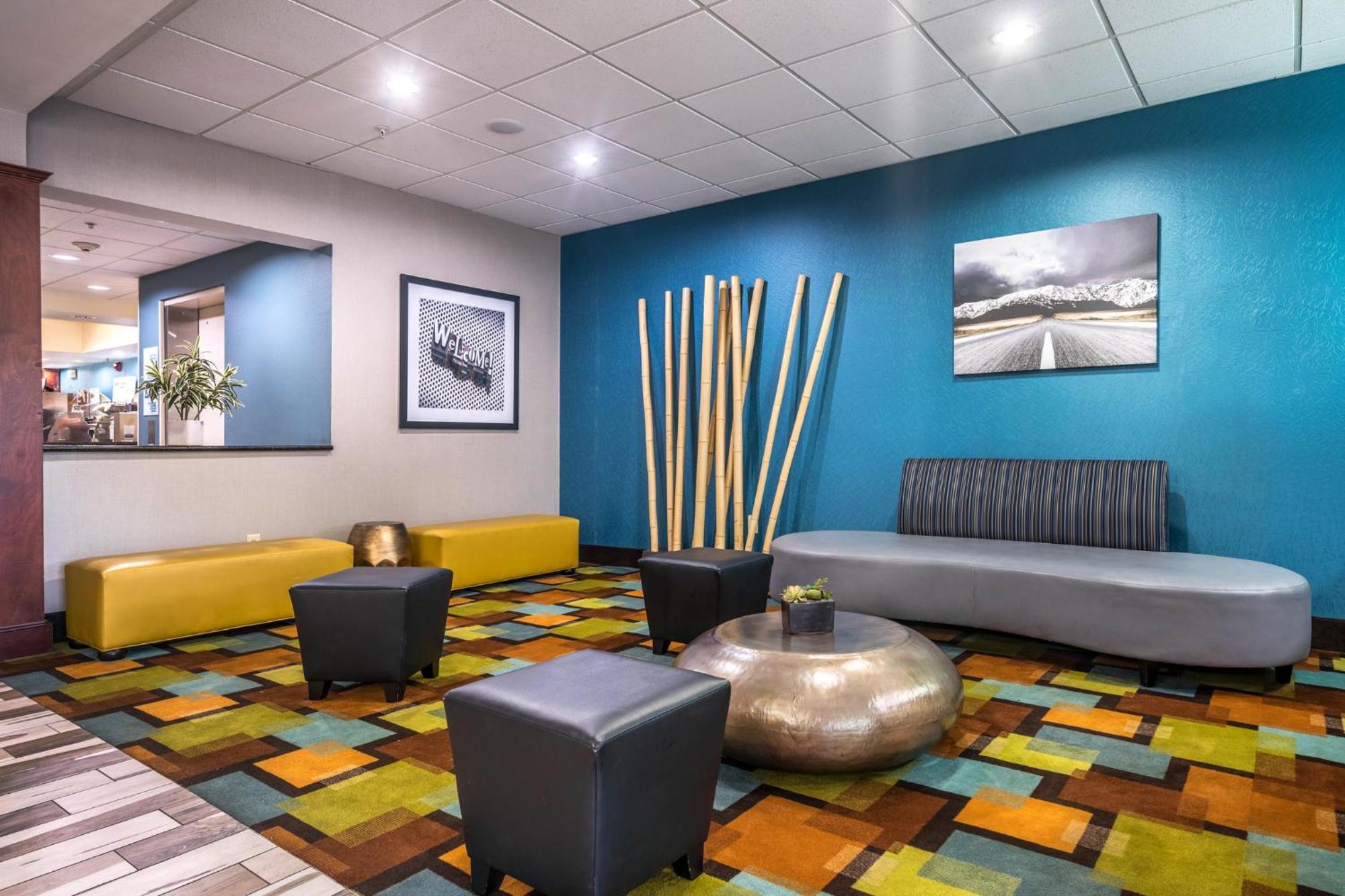 Holiday Inn Express & Suites Roanoke Rapids By Ihg Eksteriør billede
