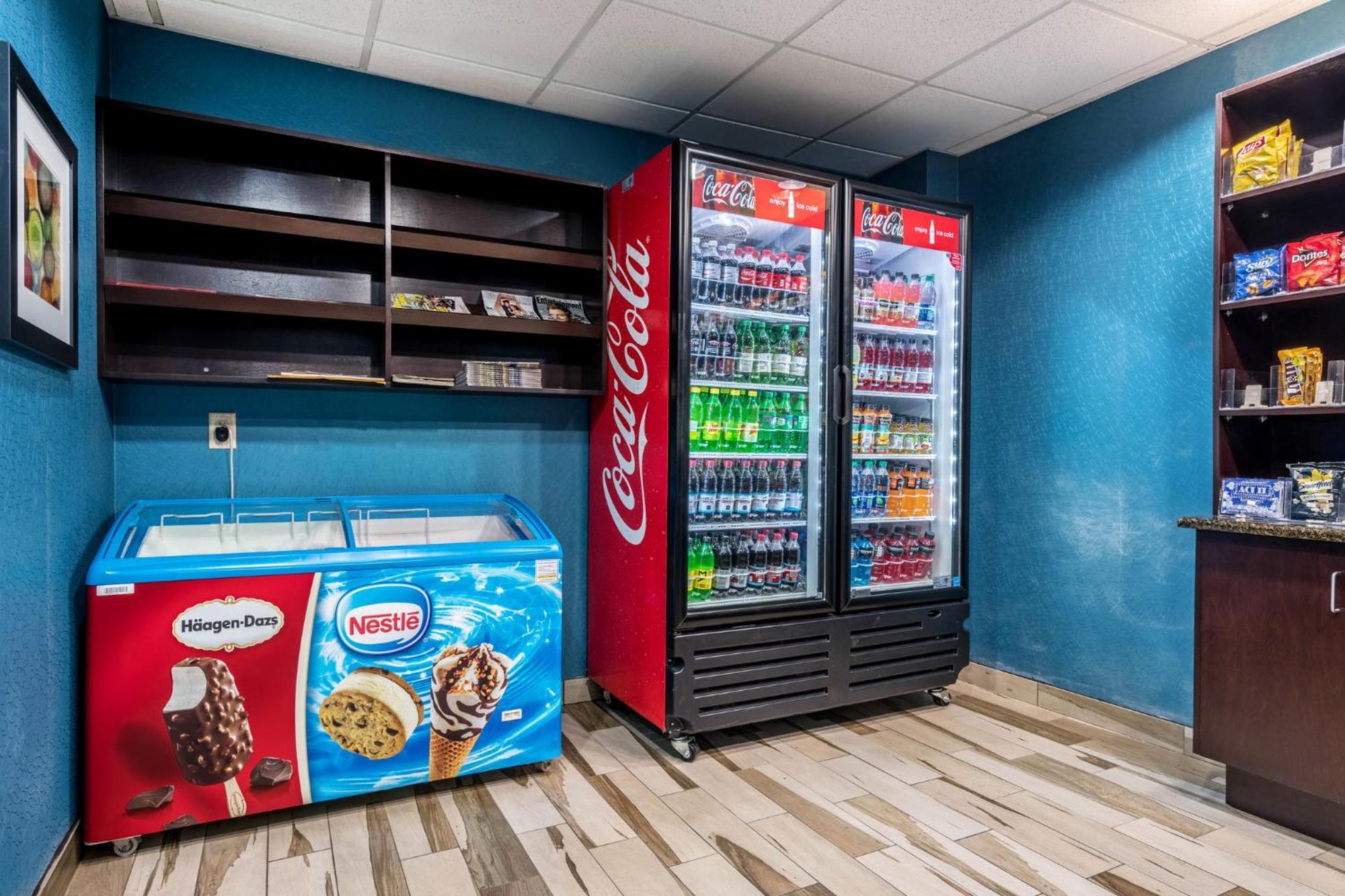Holiday Inn Express & Suites Roanoke Rapids By Ihg Eksteriør billede